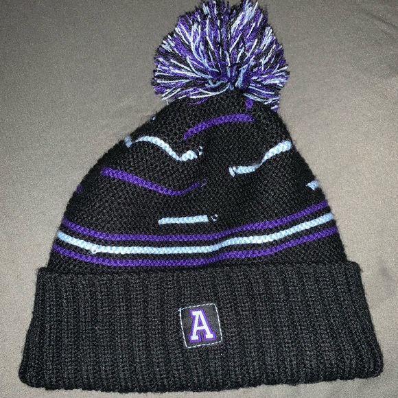pom pom beanie adidas
